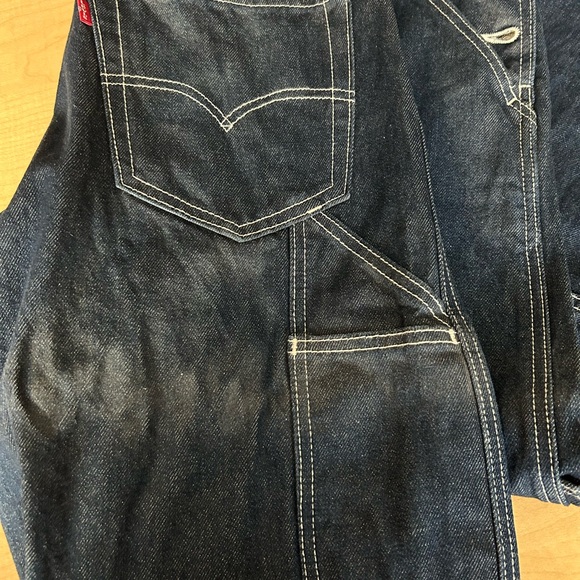 **NEW** MEN’s LEVI’s OVERALLS - Picture 6 of 6